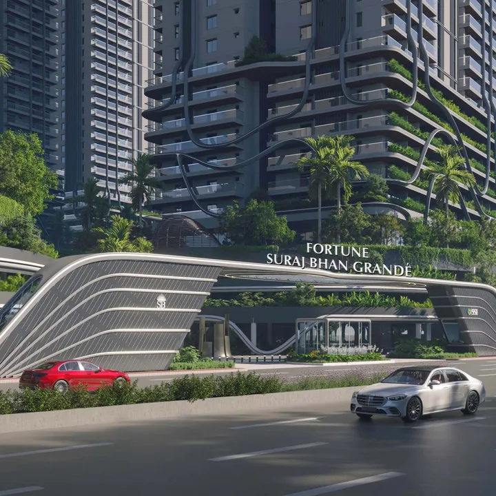 Fortune Suraj Bhan Grande entrance arch on the main road with the towers behind Fortune Suraj Bhan Grande entrance arch on the main road with the towers behind